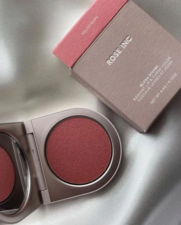 رژ گونه و رژلب لب کرمی رز اینک 